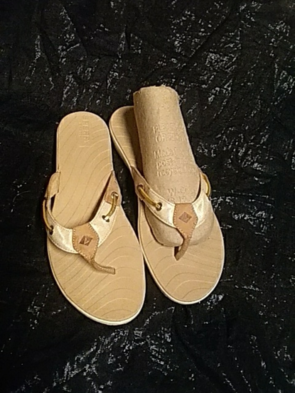 Sperry Beige and Gold Thong Sandals